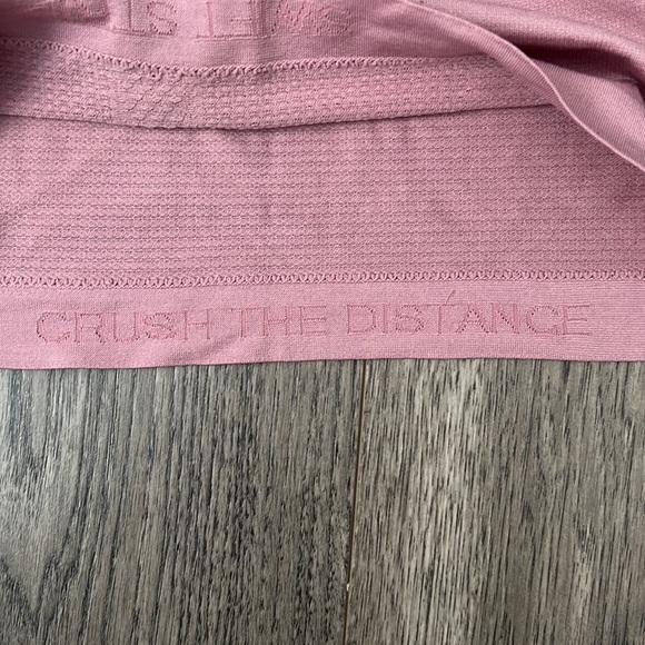 LULULEMON SWIFT RUN - Picture 7 of 7